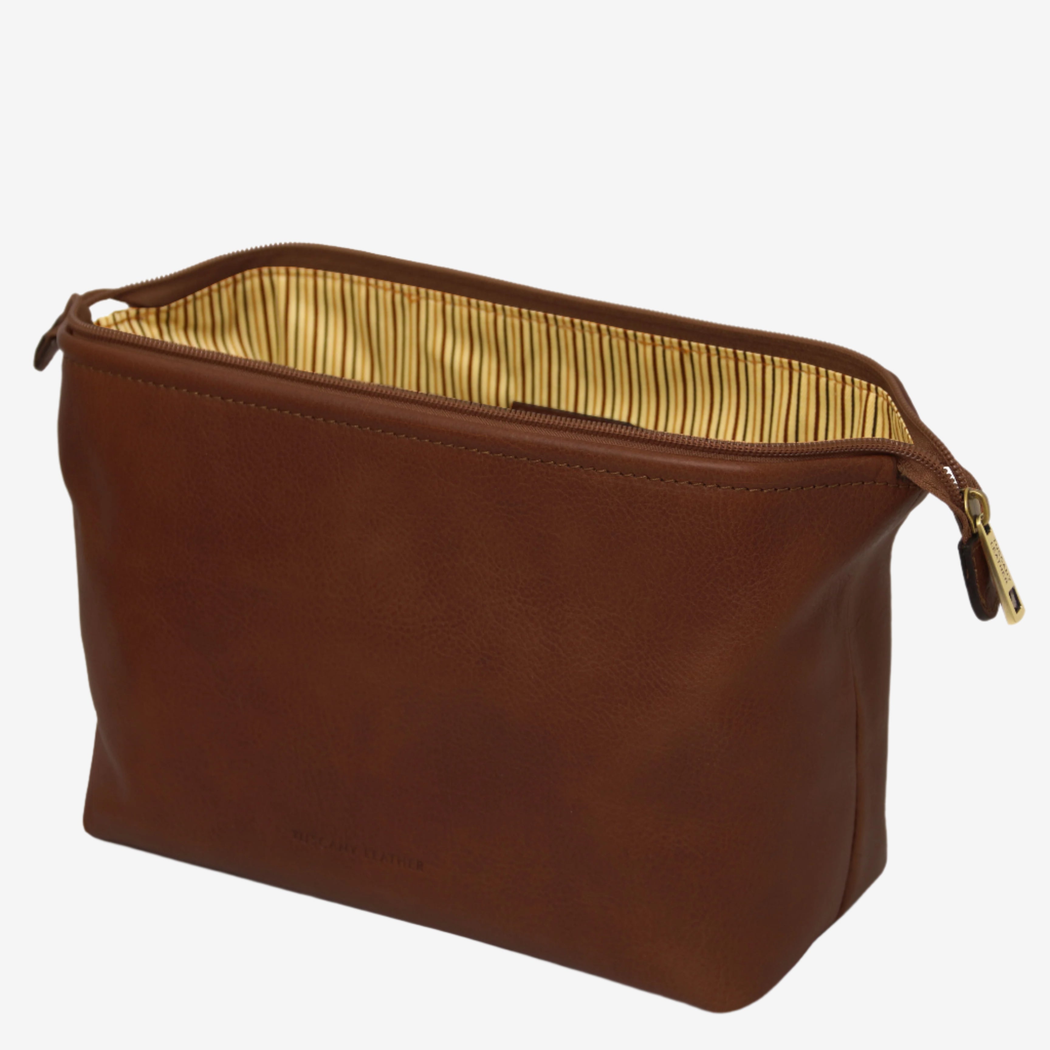 Tuscany Leather toilettassen Smarty L TL141219 brown sluiting