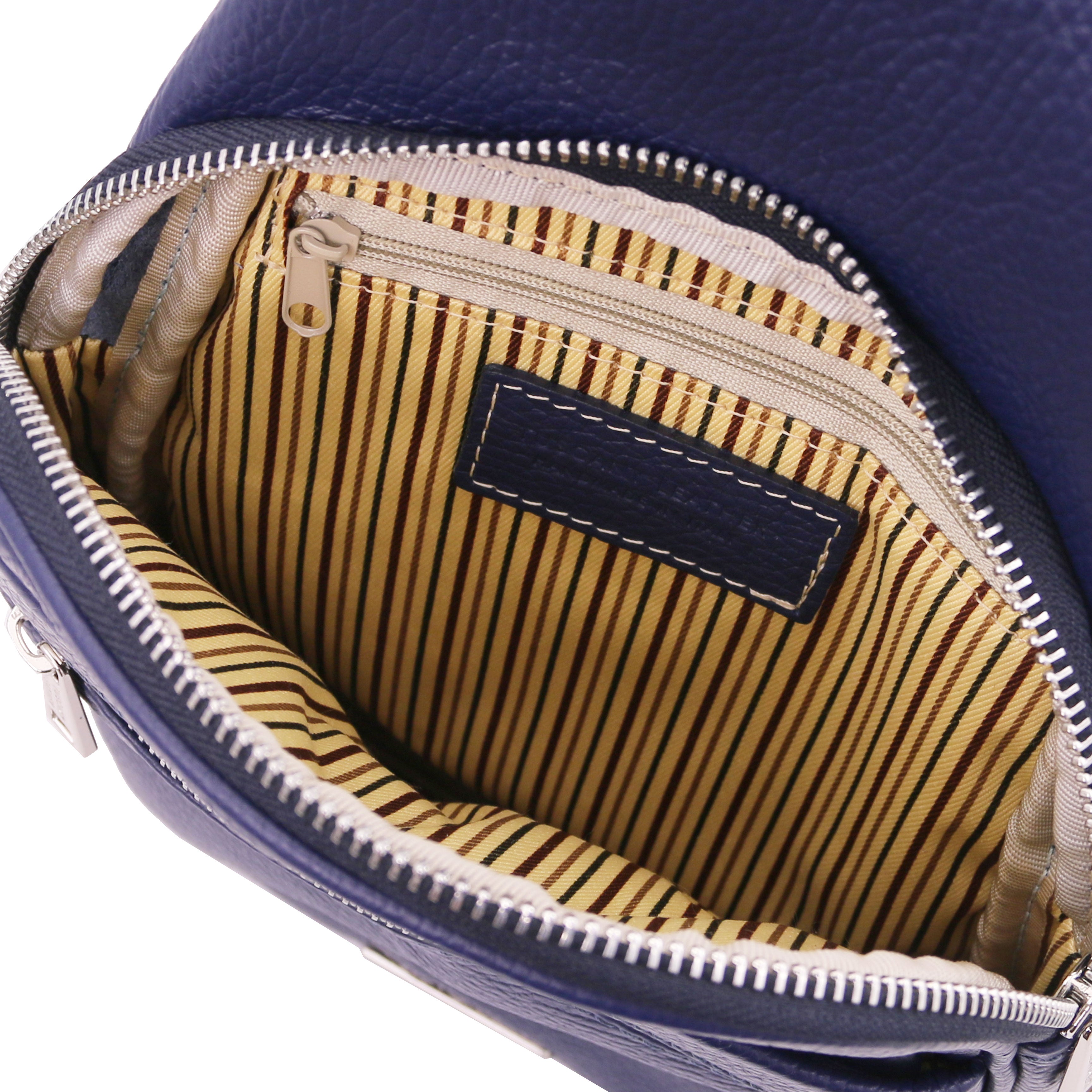 Tuscany Leather Albert Zacht leren heren crossover tas binnenkant