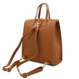 Tuscany Leather leren rugtas TL Bag voor dames TL142211 cognac achterkant