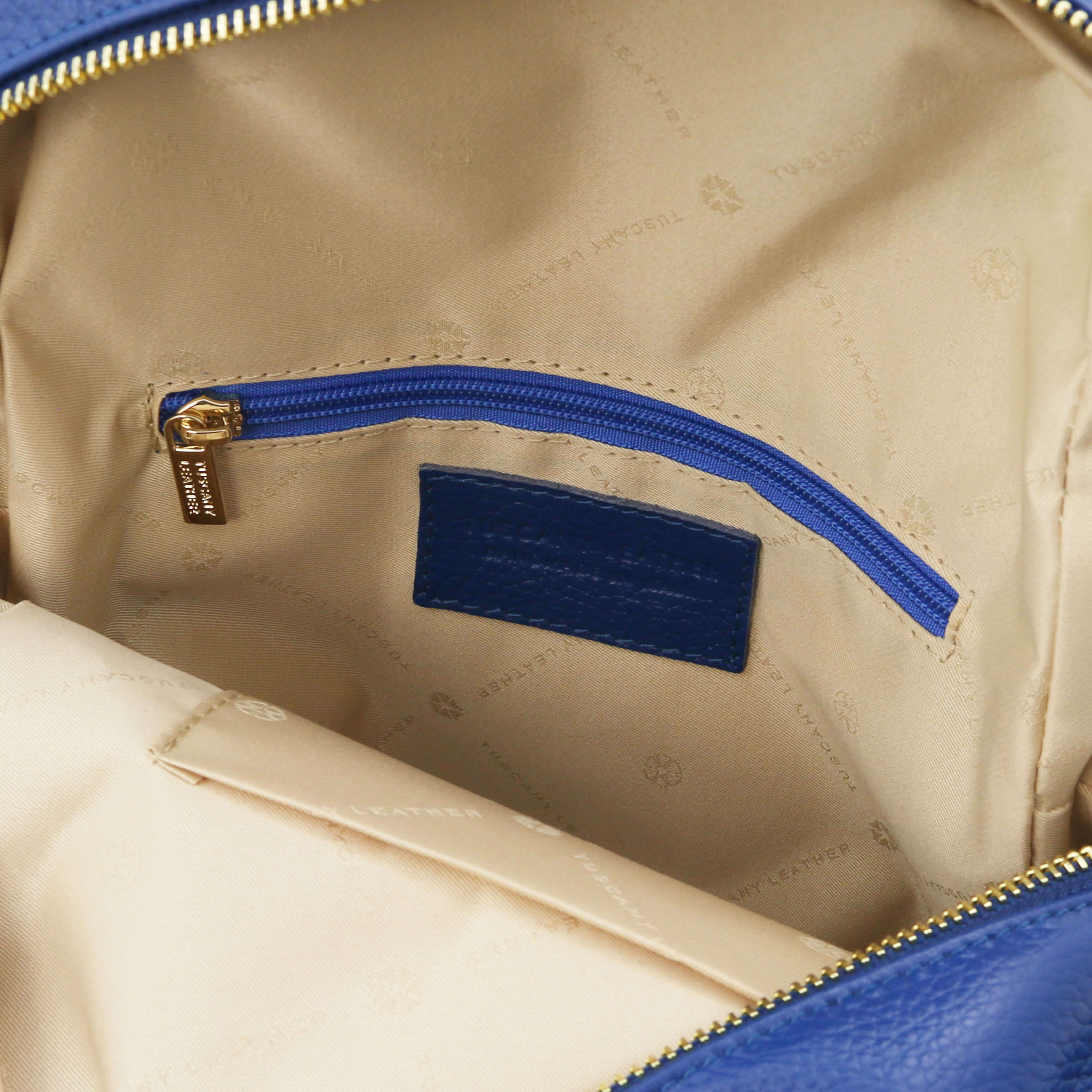 Tuscany Leather leren rugtas TL Bag voor dames tl142280 blauw binnenkant
