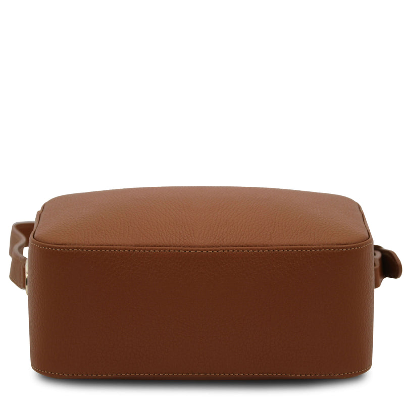 Tuscany Leather leren crossbody tas TL Bag voor dames tl142290 cognac onderkant
