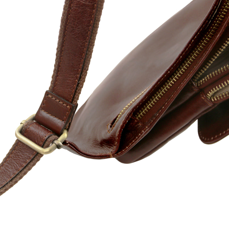 Tuscany Leather crossbody tas leer 1st Class bruin onderkant
