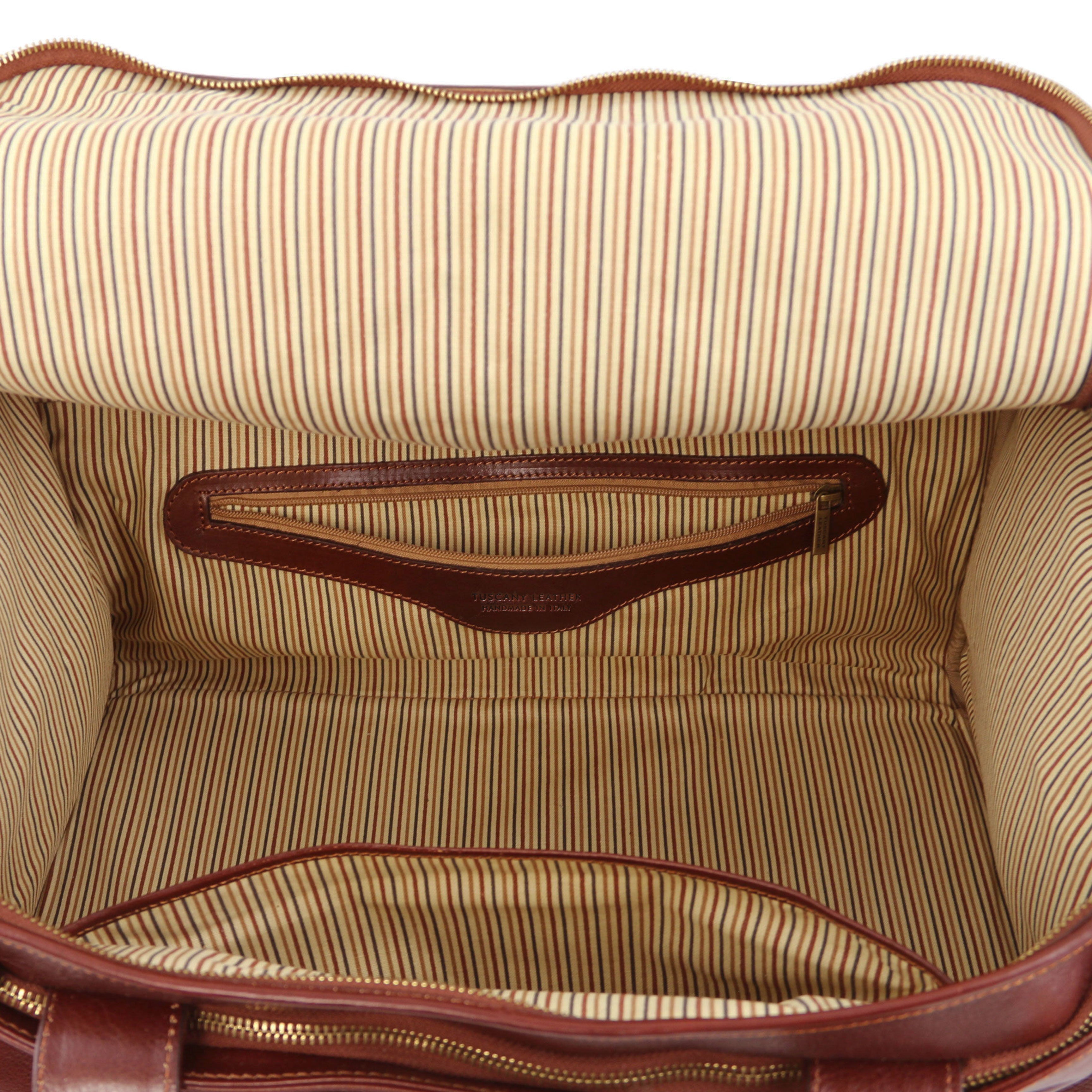 Tuscany Leather reistas TL Voyager groot formaat bruin binnenvakken