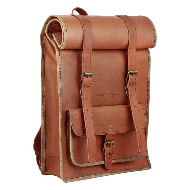 johnny fly co leren heren rugzak bruin voorkant schuin